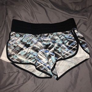 SO athletic shorts, size XS